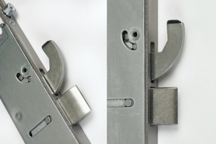 Yale Mantis 4 yale lock