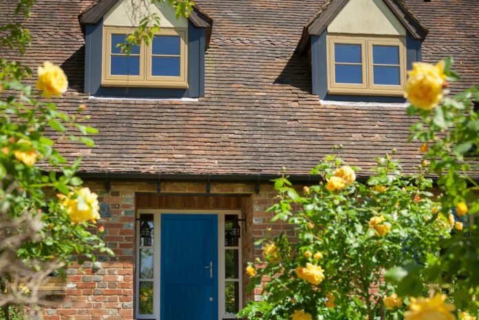 Apeer Residence door Apeer doors Residence