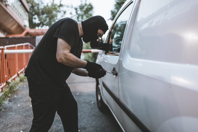 Car Thief in Action Tools